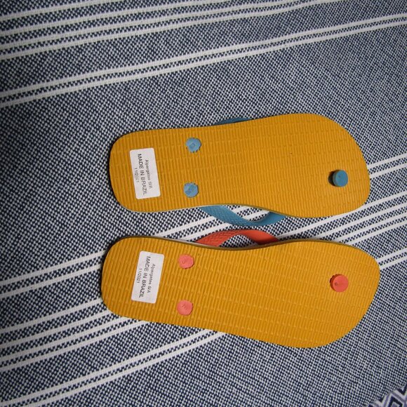 Farm Rio X Havaianas Fruit Print Flip Flops SZ 6 NWOT - Picture 2 of 4
